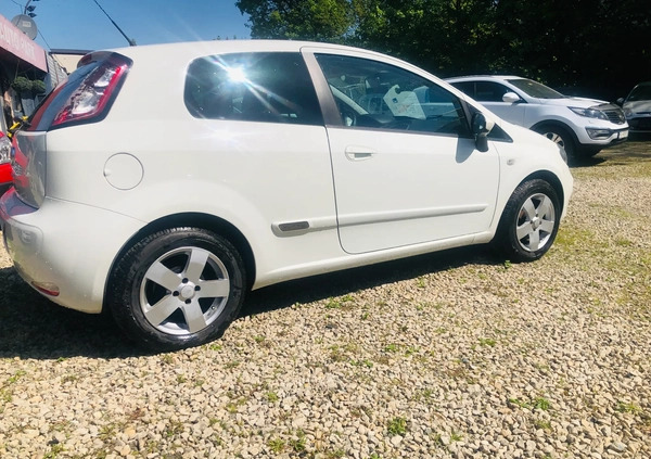 Fiat Punto 2012 cena 15900 przebieg: 145000, rok produkcji 2012 z Polanica-Zdrój małe 191